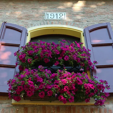 Bed & Breakfast Le Noci Di Feo 4*