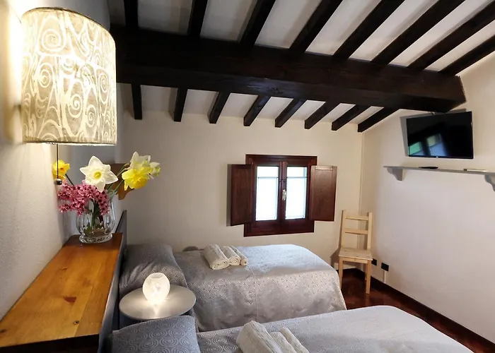 Le Noci Di Feo فندق مبيت وإفطار 4*