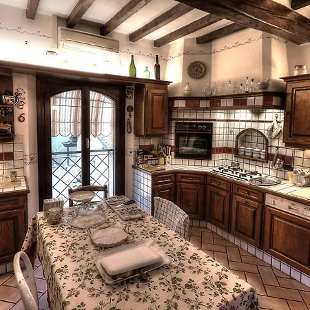 Bed & Breakfast Le Noci Di Feo 4*