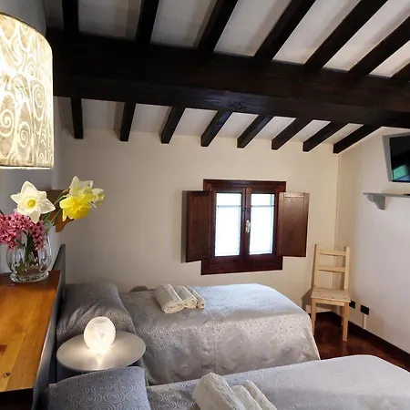 Le Noci Di Feo Bed & Breakfast 4*